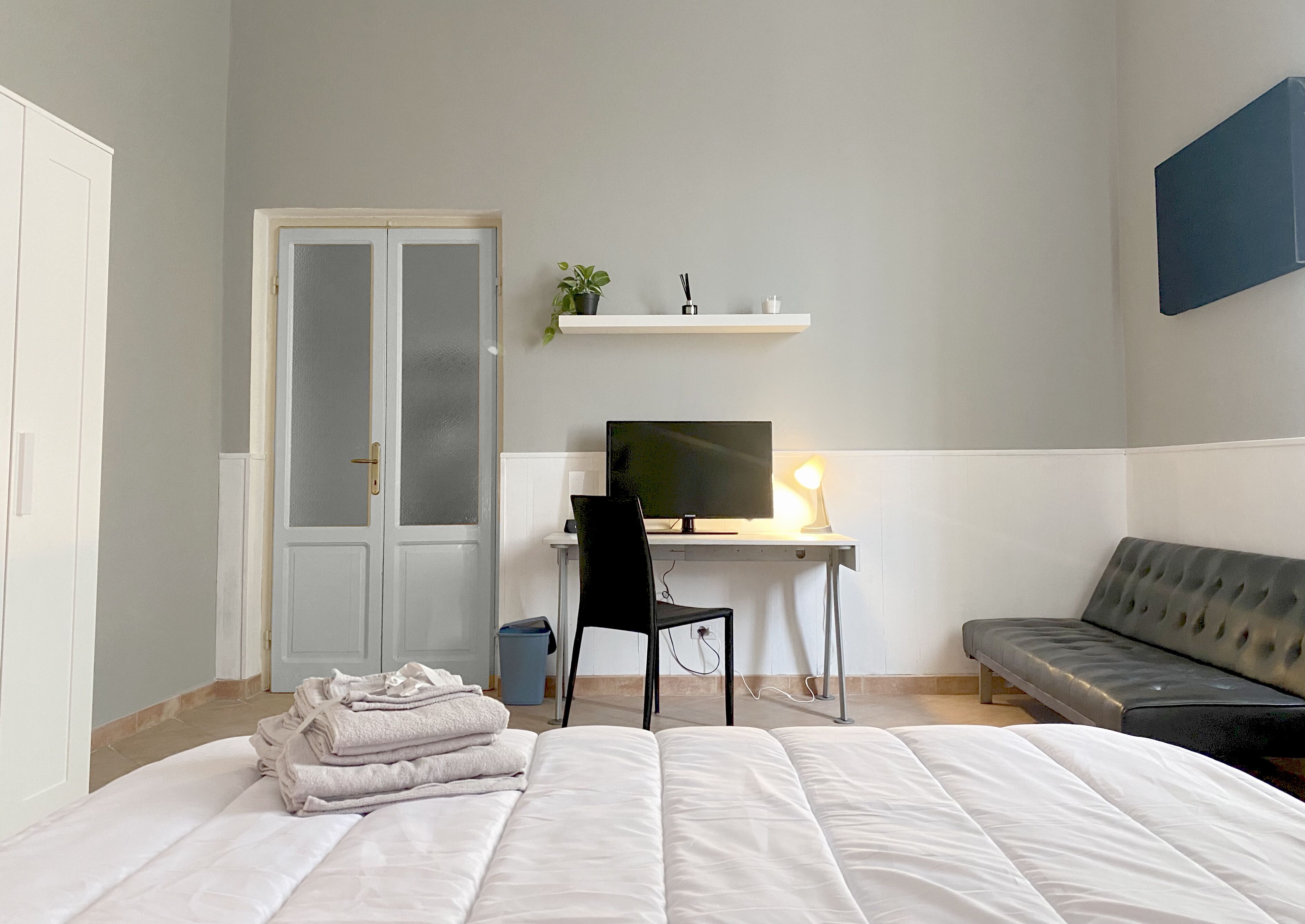 2 chambres, bureau, fer et planche à repasser, Wi-Fi