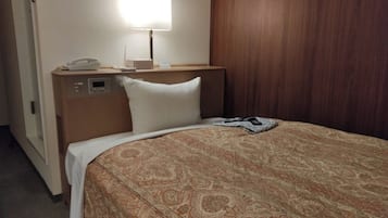 1 bedroom, desk, free WiFi, bed sheets