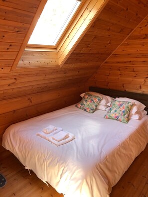 3 多间卧室、熨斗/熨衣板、免费 WiFi、床单