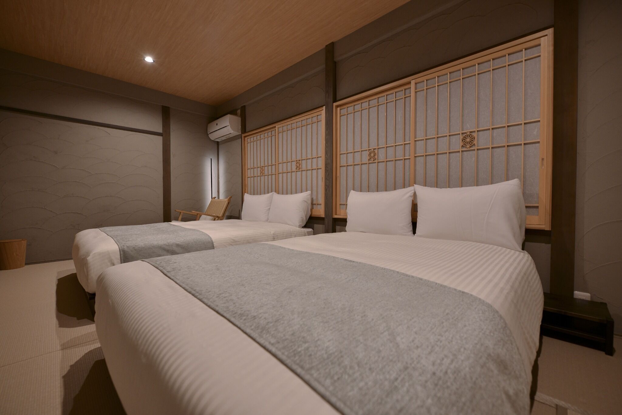 2 bedrooms, desk, free WiFi, bed sheets