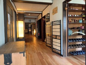 Interior - Meiji era old folk house charter Kagura ski resort / Minamiuonuma-gun Niigata (Minamiuonuma-gun)