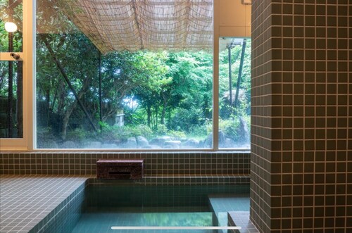 Private villa with openair bath that flows direct / Ashigarashimo-gun Kanagawa