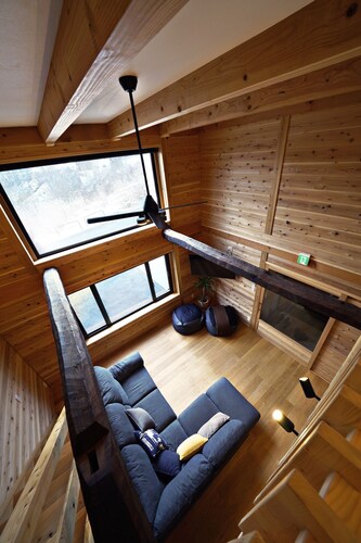 Underfloor Heating Snow Retreat / Iiyama Nagano