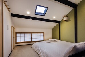 2 Schlafzimmer, Schreibtisch, Bügeleisen/Bügelbrett, kostenloses WLAN