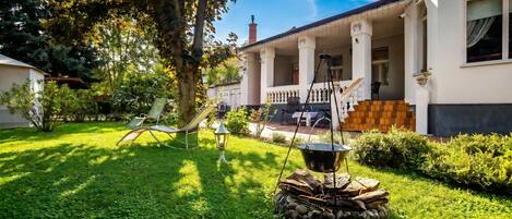 Familienhaus, Mehrere Schlafzimmer (Treasure Of The Past) | Terrasse/Patio