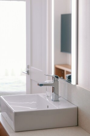 Hair dryer, towels - Standard Single North Wing No Smoking Great Sim / Kusatsu Shiga (Kusatsu)