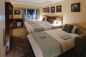 1 bedroom, desk, iron/ironing board, free WiFi - Triple room nonsmoking Great value simple stay / Kusatsu Shiga (Kusatsu)