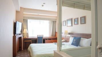 1 bedroom, desk, iron/ironing board, free WiFi