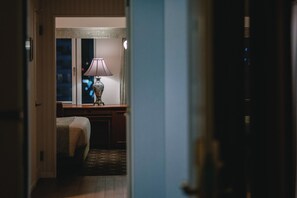1 slaapkamer, een bureau, een strijkplank/strijkijzer, gratis wifi