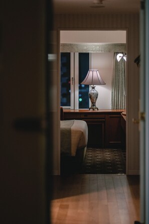 1 slaapkamer, een bureau, een strijkplank/strijkijzer, gratis wifi