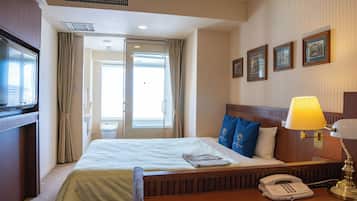 1 bedroom, desk, iron/ironing board, free WiFi