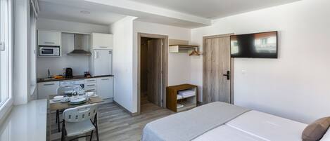 1 camera, ferro/asse da stiro, Wi-Fi gratuito, lenzuola