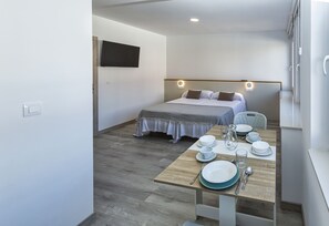 1 makuuhuone, silitysrauta/-lauta, ilmainen Wi-Fi, vuodevaatteet