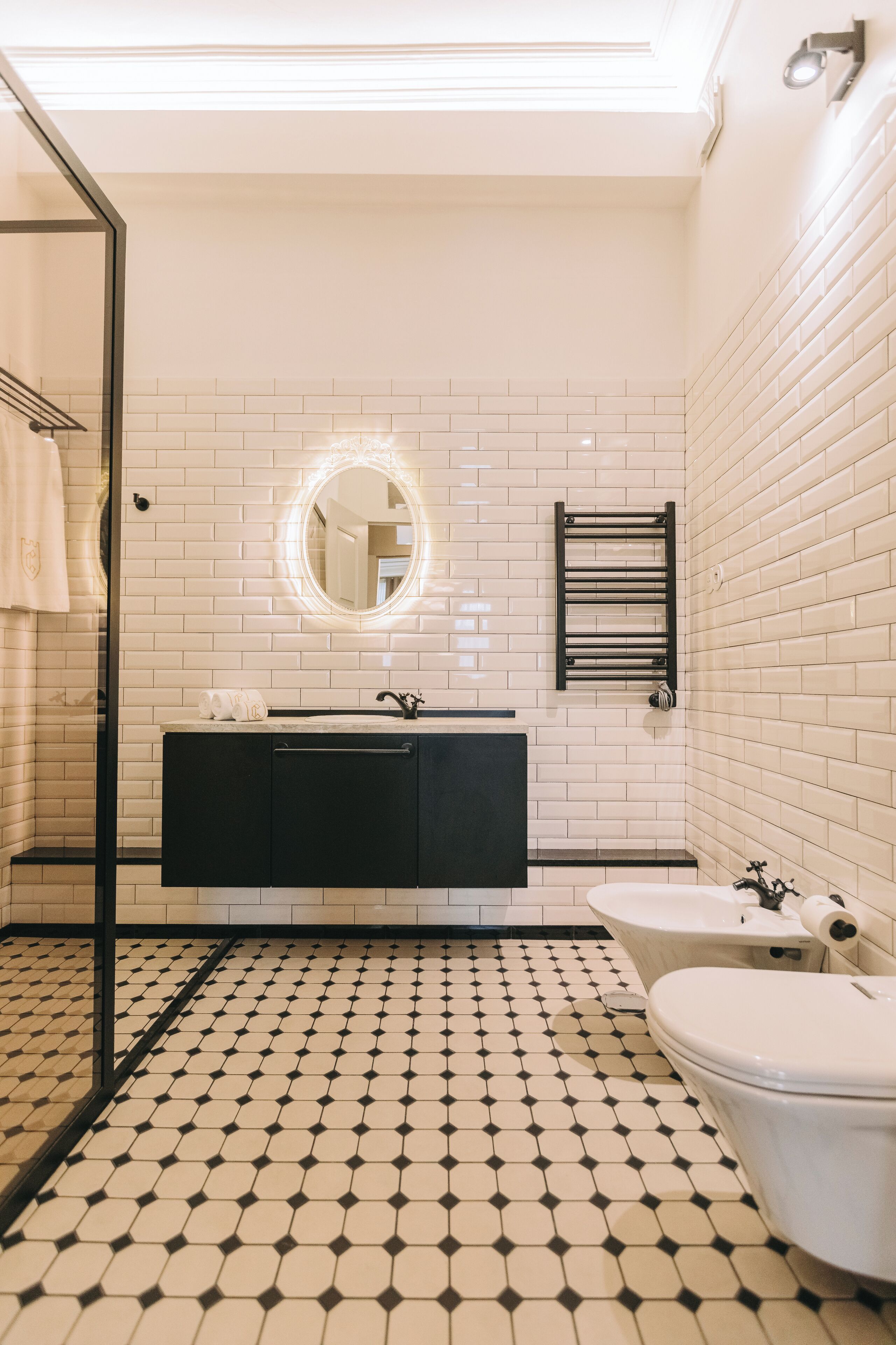 Photo - Torel Royal Court