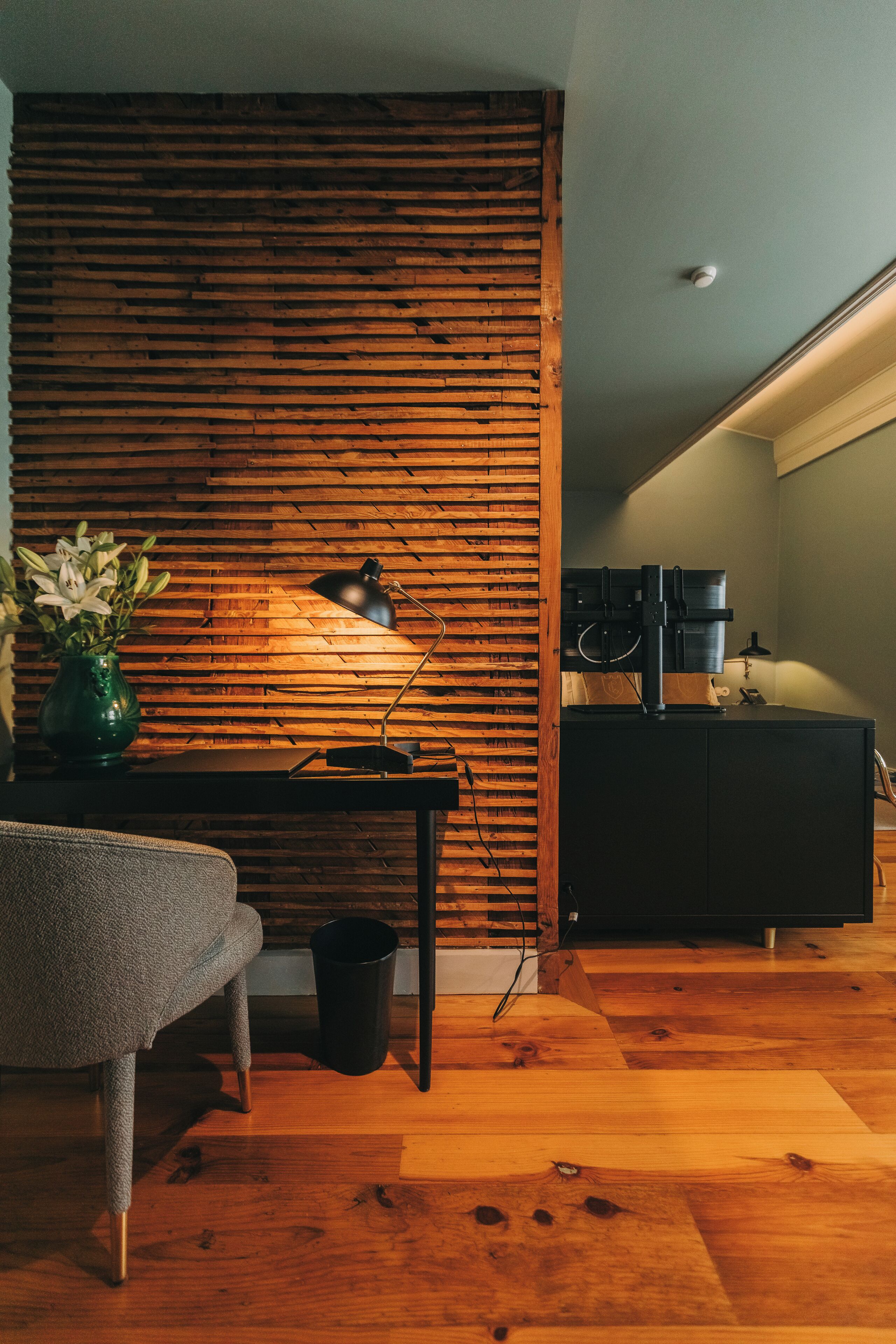 Photo - Torel Royal Court