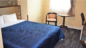 1 bedroom, desk, free WiFi, bed sheets