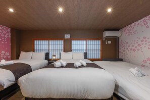 3 bedrooms, iron/ironing board, free WiFi, bed sheets