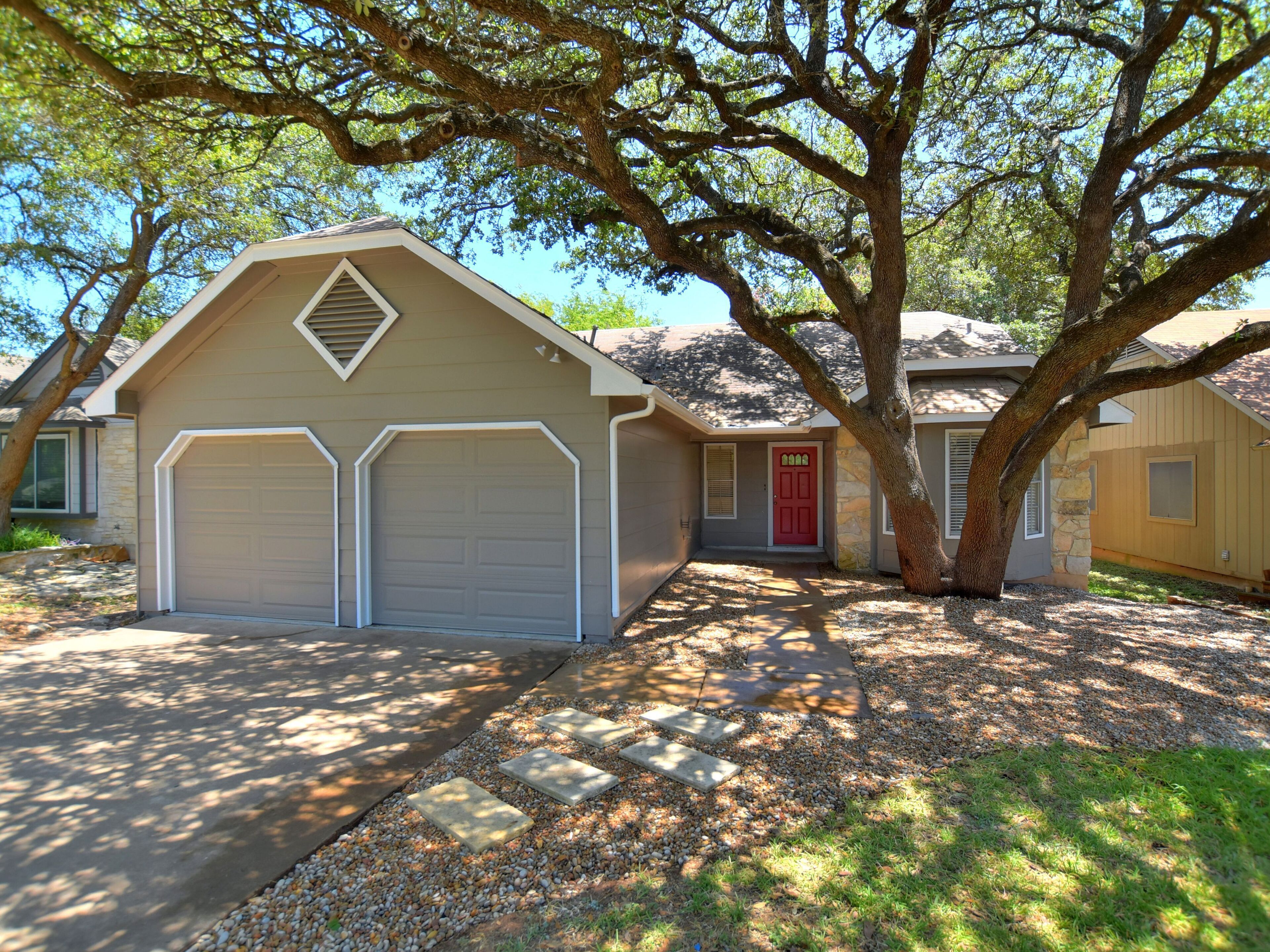 3 Bed / 2 Bath Home in North Austin Tech Corridor 