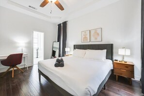 5 soverom, skrivebord, strykejern/-brett og wi-fi