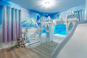 Children's area - *New Disney Frozen |11Br Castle |Sleeps29|HeatedPool (Kissimmee)