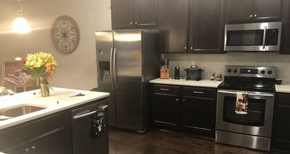 Beautiful  5 bdrm, 3 bthrm, centrally located home