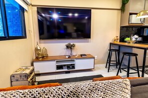 Smart TV, ping pong