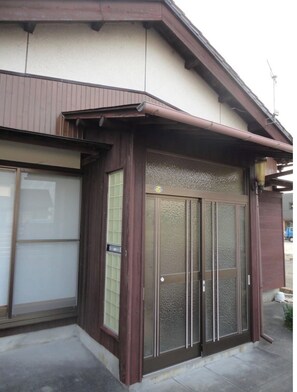 Exterior detail - Ise Meisei no Yado 1  19 people  Ise Jingu  Ki - Inn 1 / Kamogawa Mie (Kamogawa)