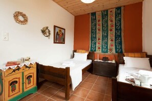2 bedrooms, iron/ironing board, travel cot, WiFi - Cretan Magnolia Gem  - Smari Cozy Getaway (Smari)