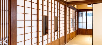 80 years old an old folk house Bettei Enoshima  / Kamakura Kanagawa