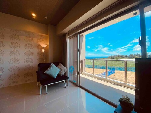 210 Enjoy snorkeling and diving in the emerald g - 210 / Kunigami-gun Okinawa