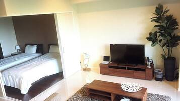 1 bedroom, desk, iron/ironing board, free WiFi