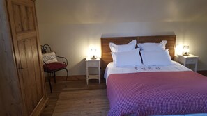 1 habitación, cuna de viaje, wifi gratis y ropa de cama 