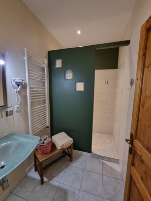 Hair dryer, towels, soap, toilet paper