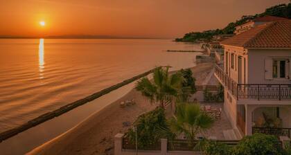 Villa Elizabeth Seafront Classic Villa!