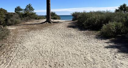 Beautiful apartment 5 km from the beach and close to all amenities