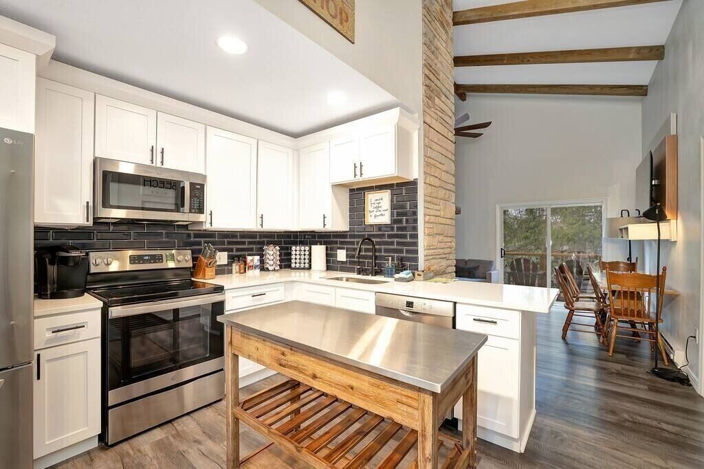 The Peppercorn Tree Haus-10 Mins to Slopes