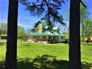 Exterior - Golf & Southern Comfort Cape with Loft at The Cove (Monterey)