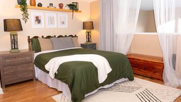 1 bedroom, desk, iron/ironing board, free WiFi