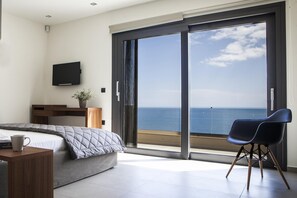 5 Schlafzimmer, Bügeleisen/Bügelbrett, WLAN, Bettwäsche