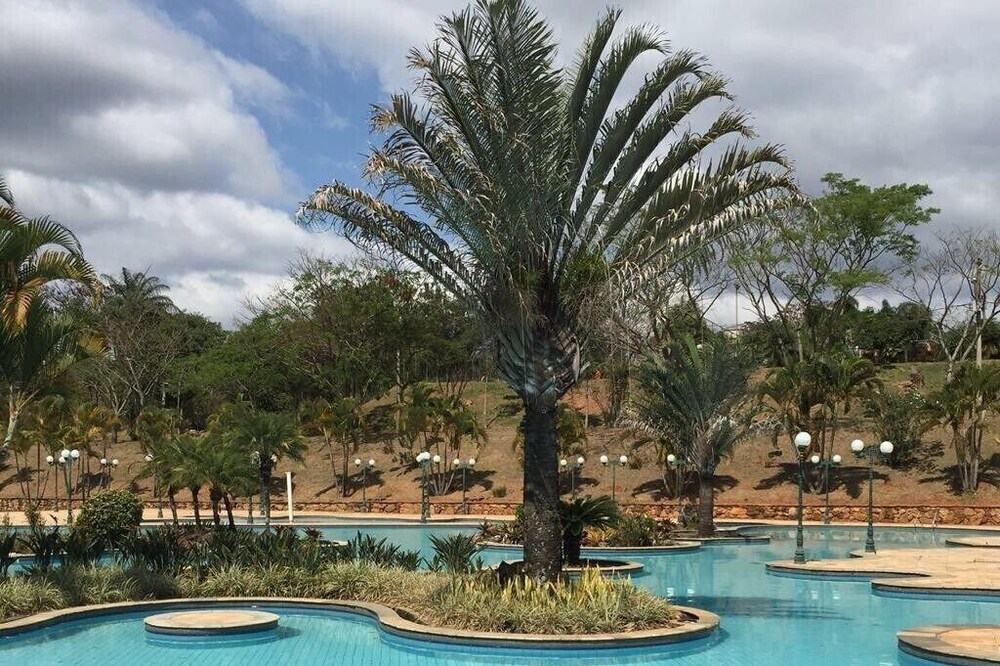 VILLA IN CASA BRANCA - 30 MINUTES FROM BH - 9,8552,2512