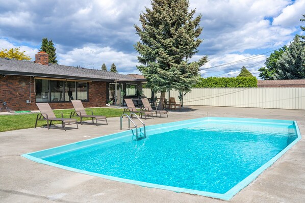 Pool - Modern Rancher Oasis  I  Gorgeous Pool! (Spokane)
