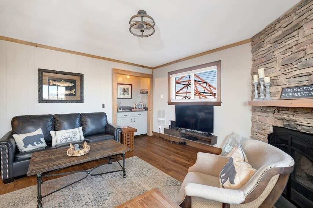 Downing's Creek/Pool/H.Tub/Sauna/Arcade/3rd Floor