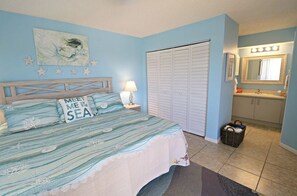 3 habitaciones, escritorio, tabla de planchar con plancha y wifi gratis 