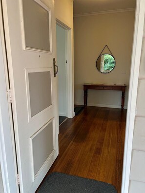 Interior - Waterloo at Cowes - Three Bedroom House, Sleeps 7 (Cowes)