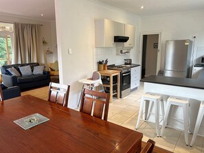 Interior - Waterloo at Cowes - Three Bedroom House, Sleeps 7 (Cowes)