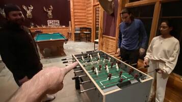 Spielezimmer