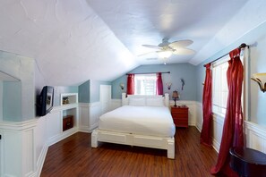 7 slaapkamers, een strijkplank/strijkijzer, wifi, beddengoed