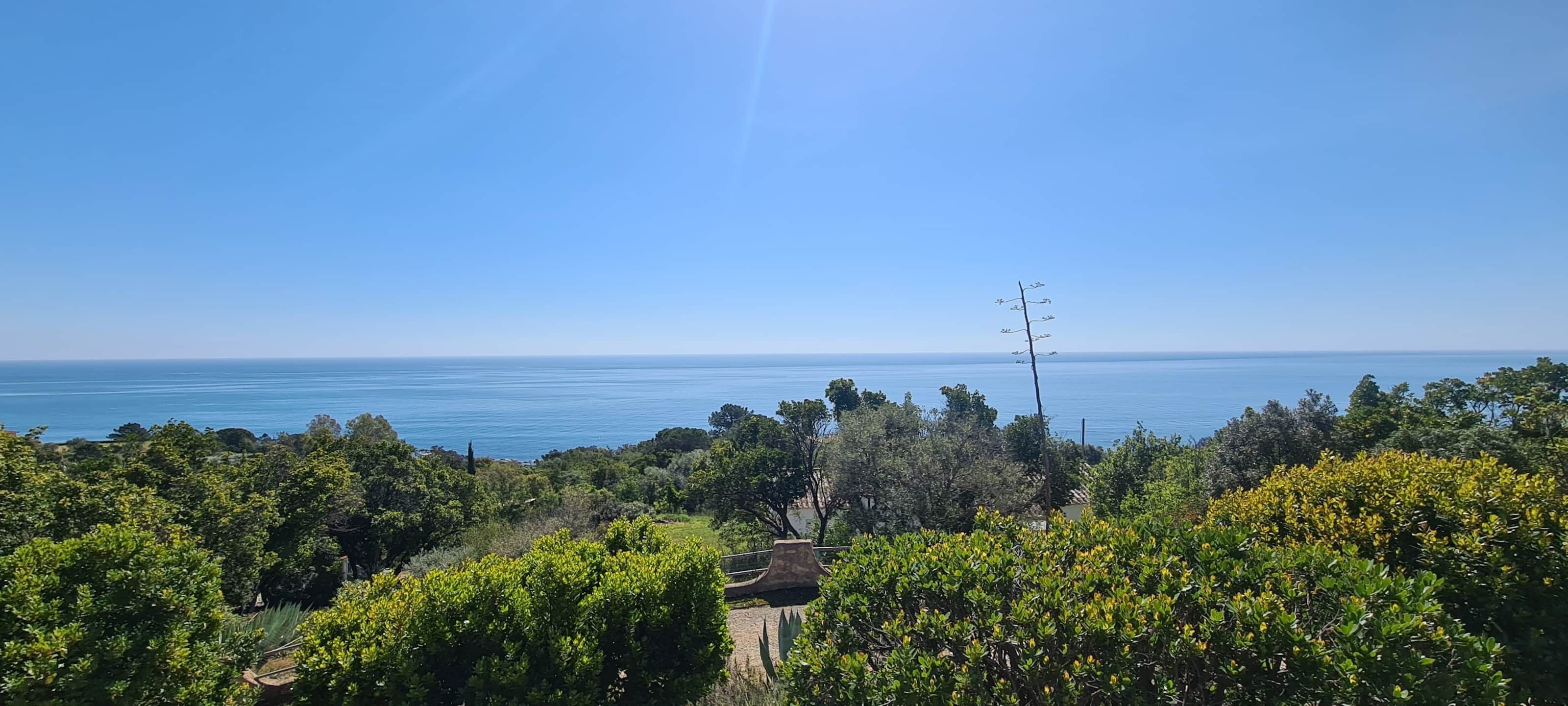 Villa Arbousier, 180° sea view, large terrace, 8 people