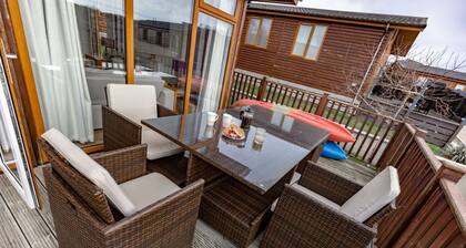 Perfectly located 3 bedroom lodge in Newton Ferrers