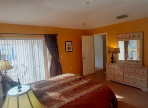 Standard House | 4 bedrooms, bed sheets